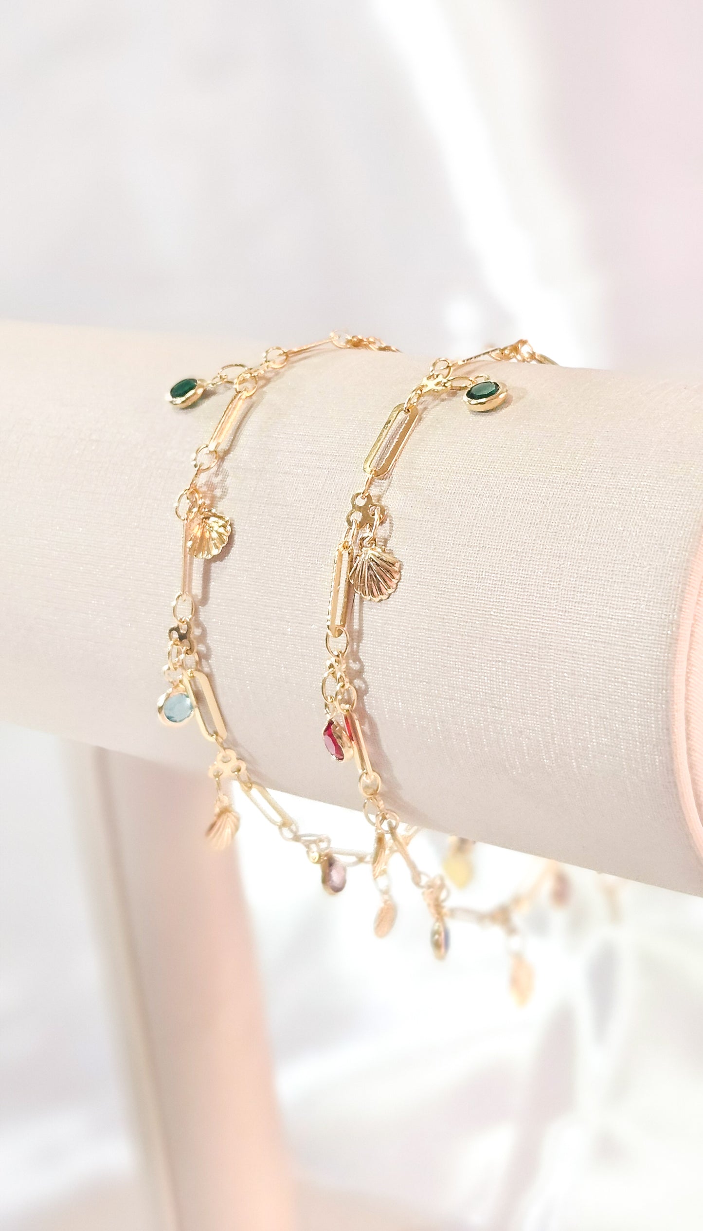 Pulseira Conchas Douradas