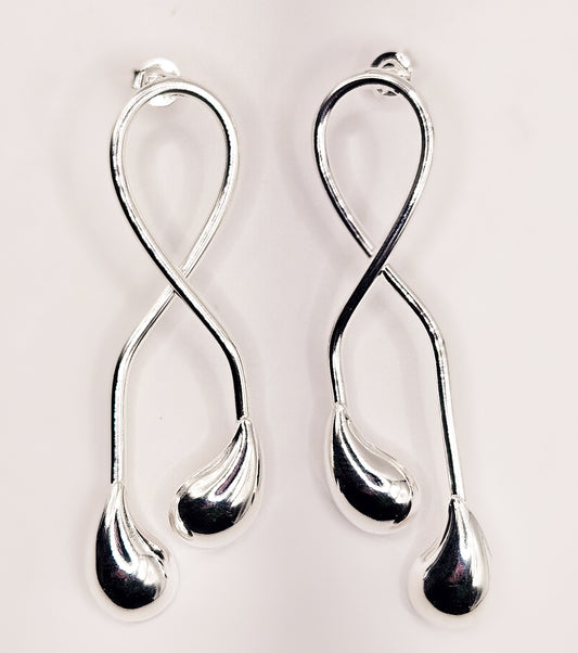 Brinco Elegância Fluida Prata