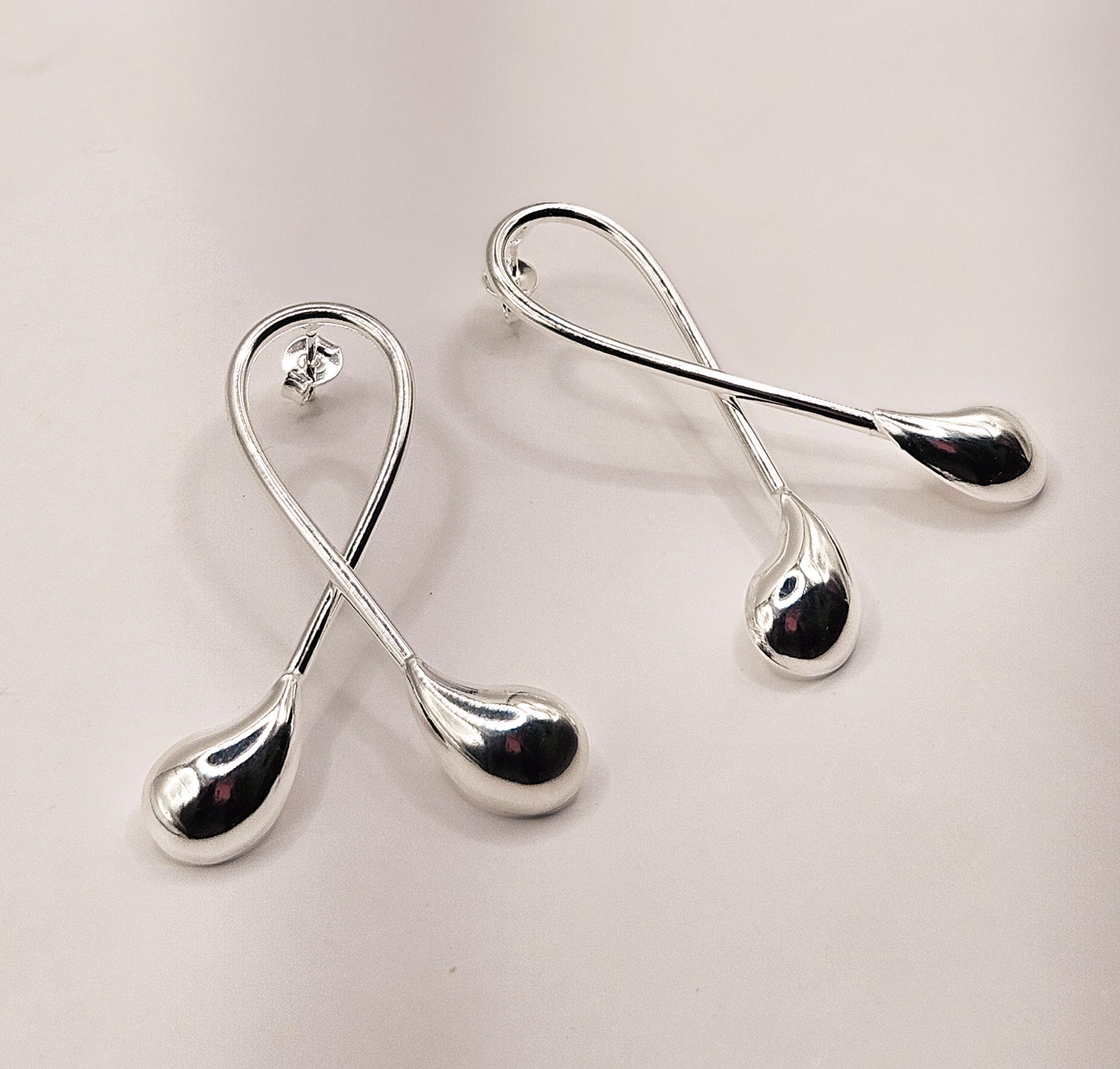Brinco Anatômico Gota Prata